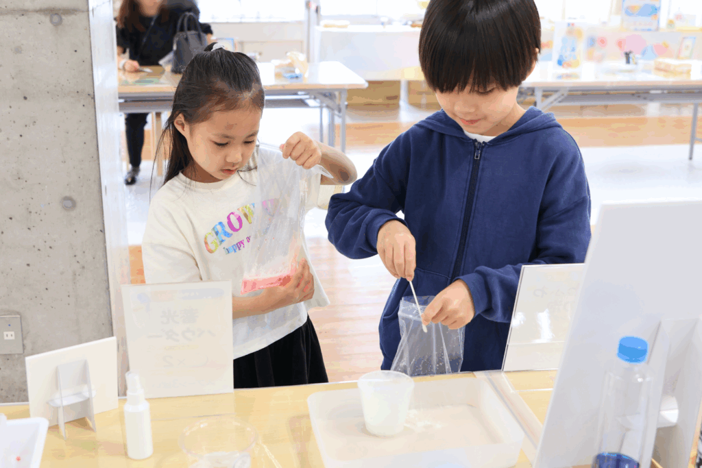 科学って楽しい！「IMAGINUS」で見て触れて